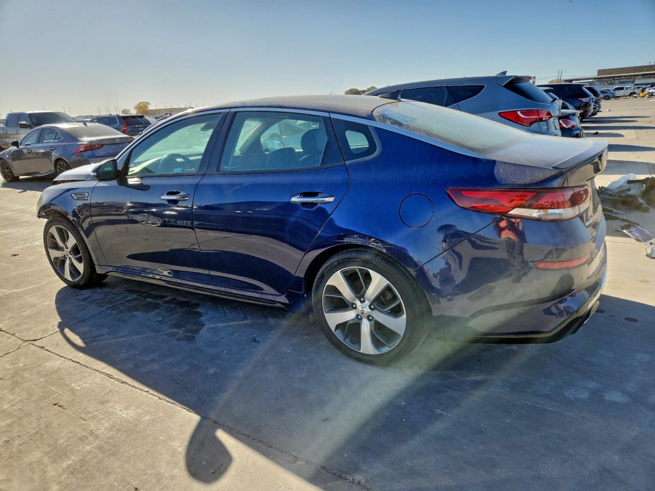 2019 Kia Optima Lx - Image 2