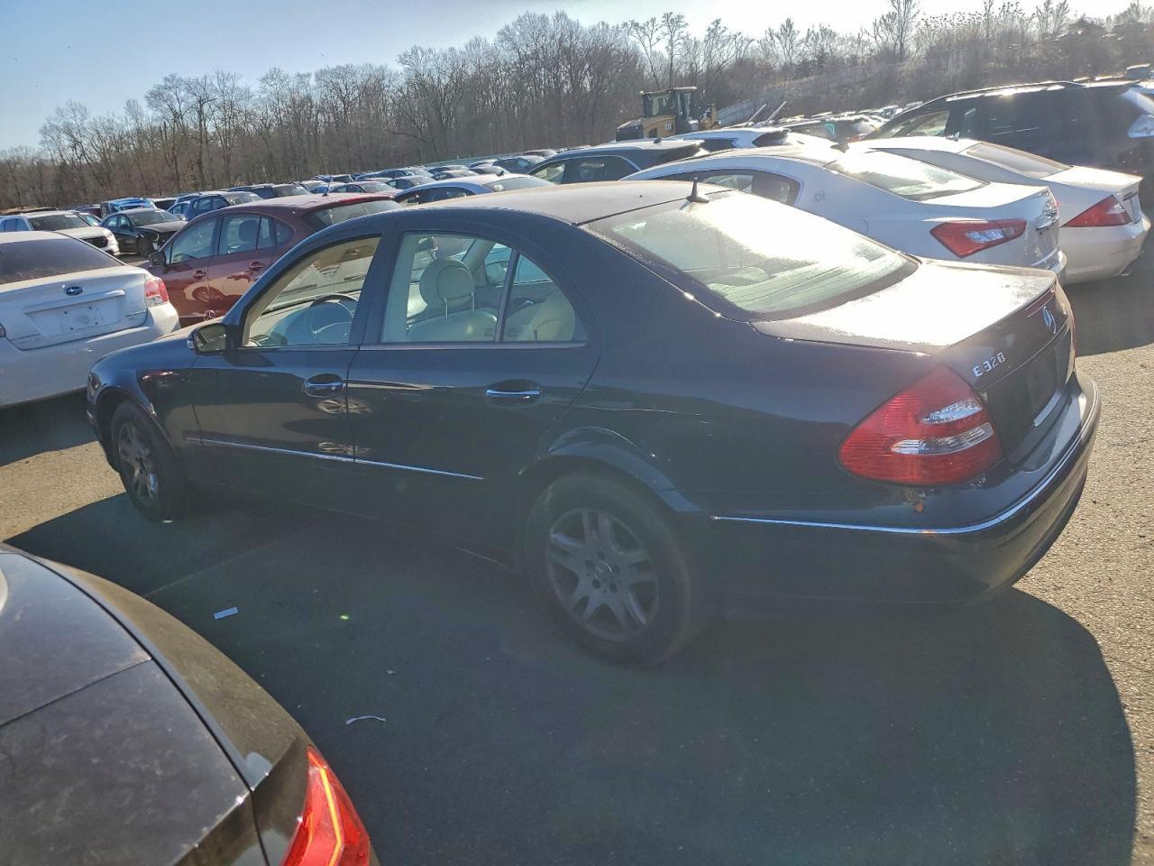 2003 Mercedes-Benz E 320 - Фото 2