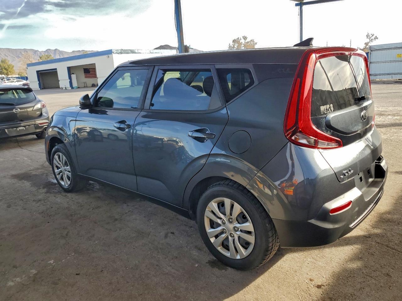 2020 Kia Soul Lx - Фото 2