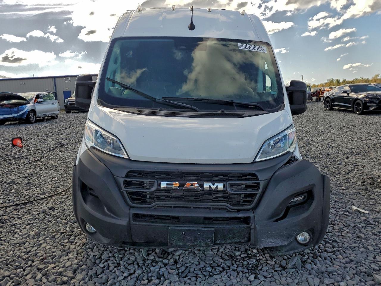 2025 Ram Promaster 3500 Delivery Van - Фото 5