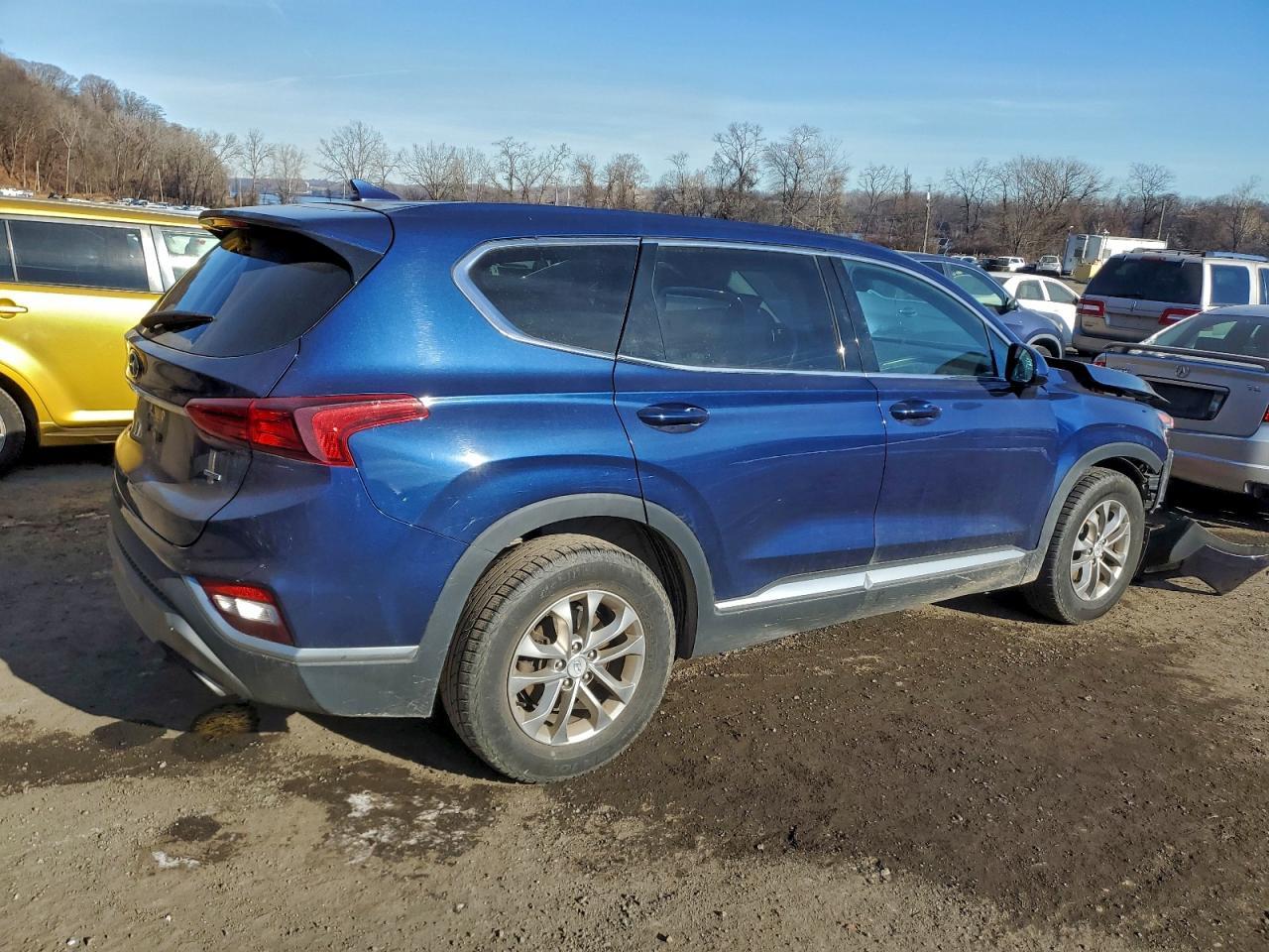 2020 Hyundai Santa Fe Sel - Фото 3