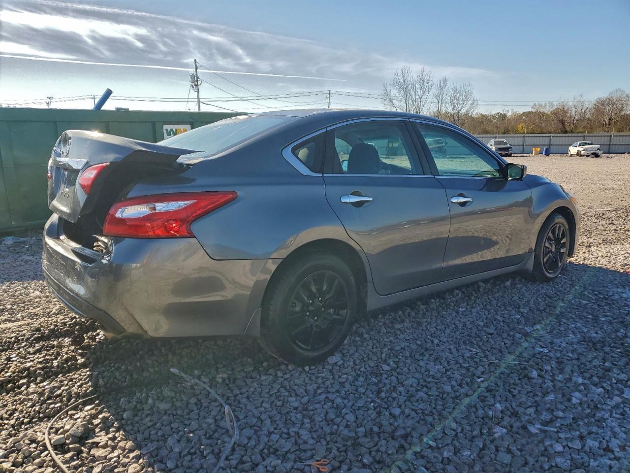 2017 Nissan Altima 2.5 S - Фото 3