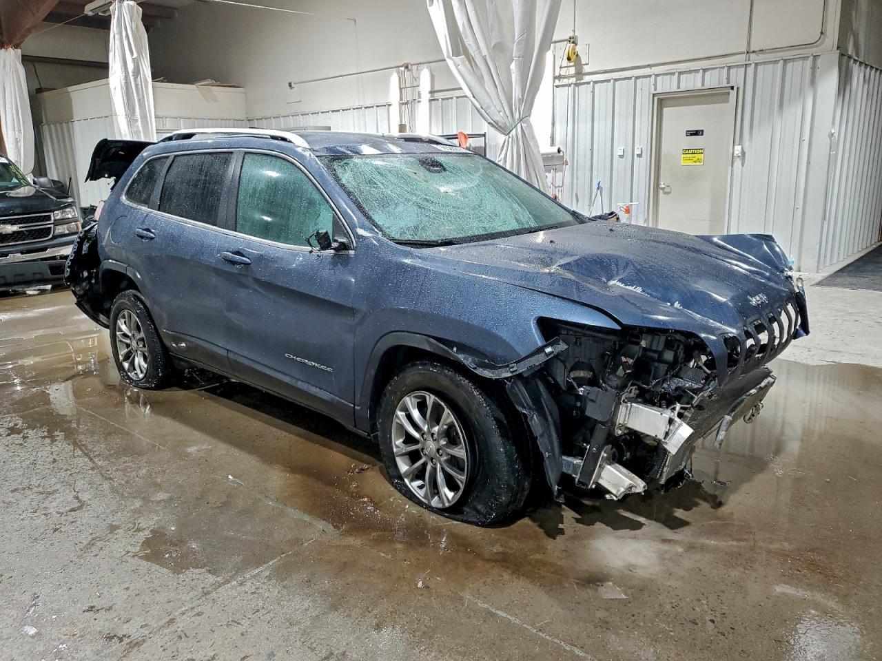 2019 Jeep Cherokee Latitude Plus - Image 4