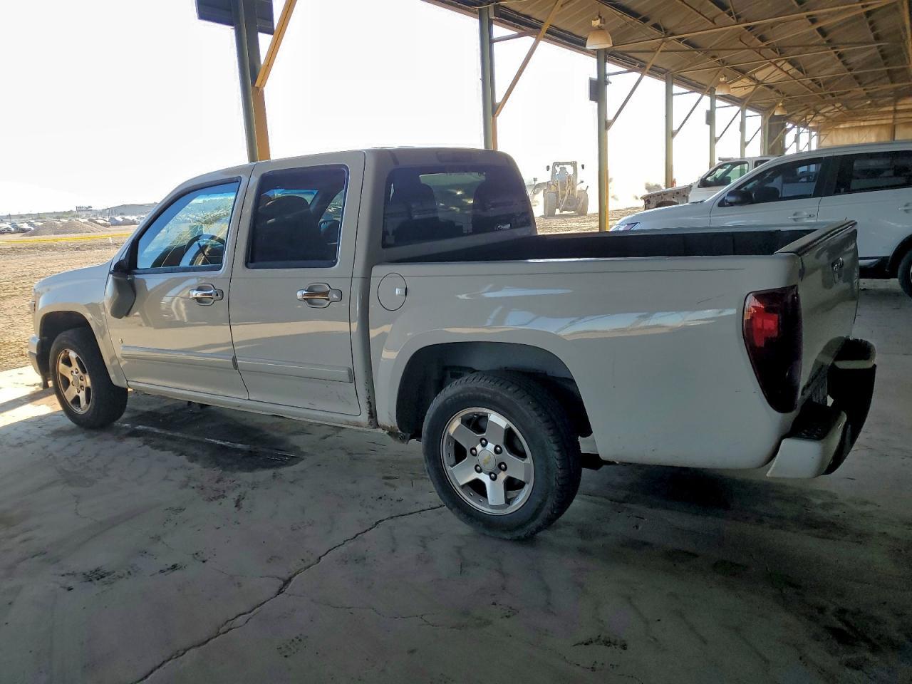 2009 Chevrolet Colorado - Image 2