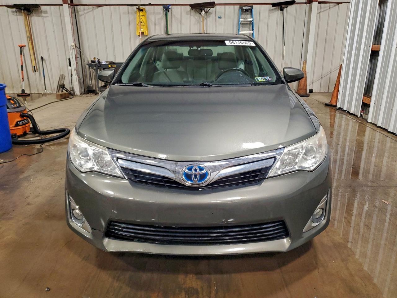 2014 Toyota Camry Hybrid - Фото 5