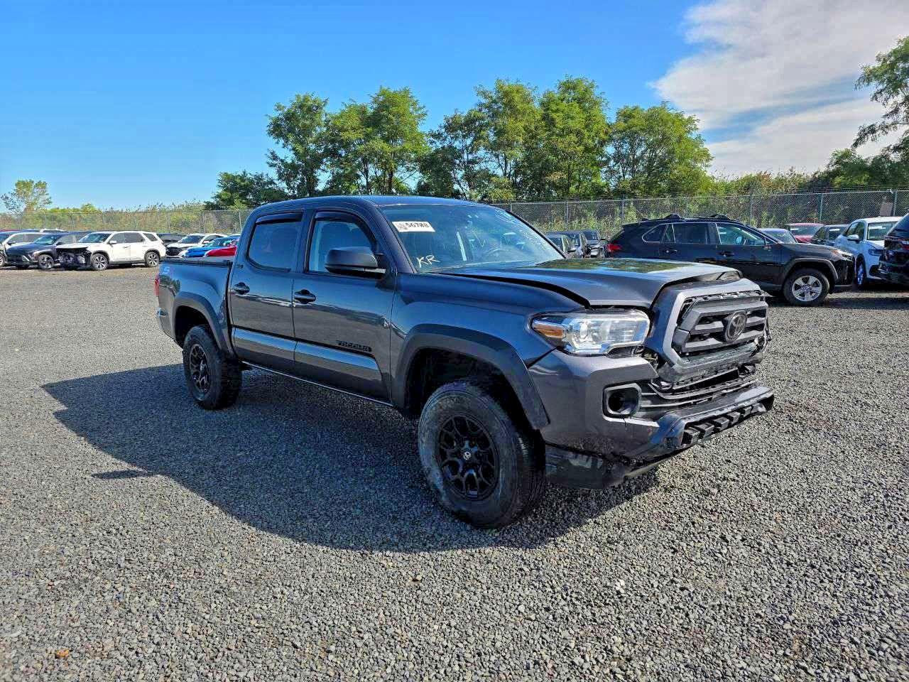 2023 Toyota Tacoma Double Cab - Image 3