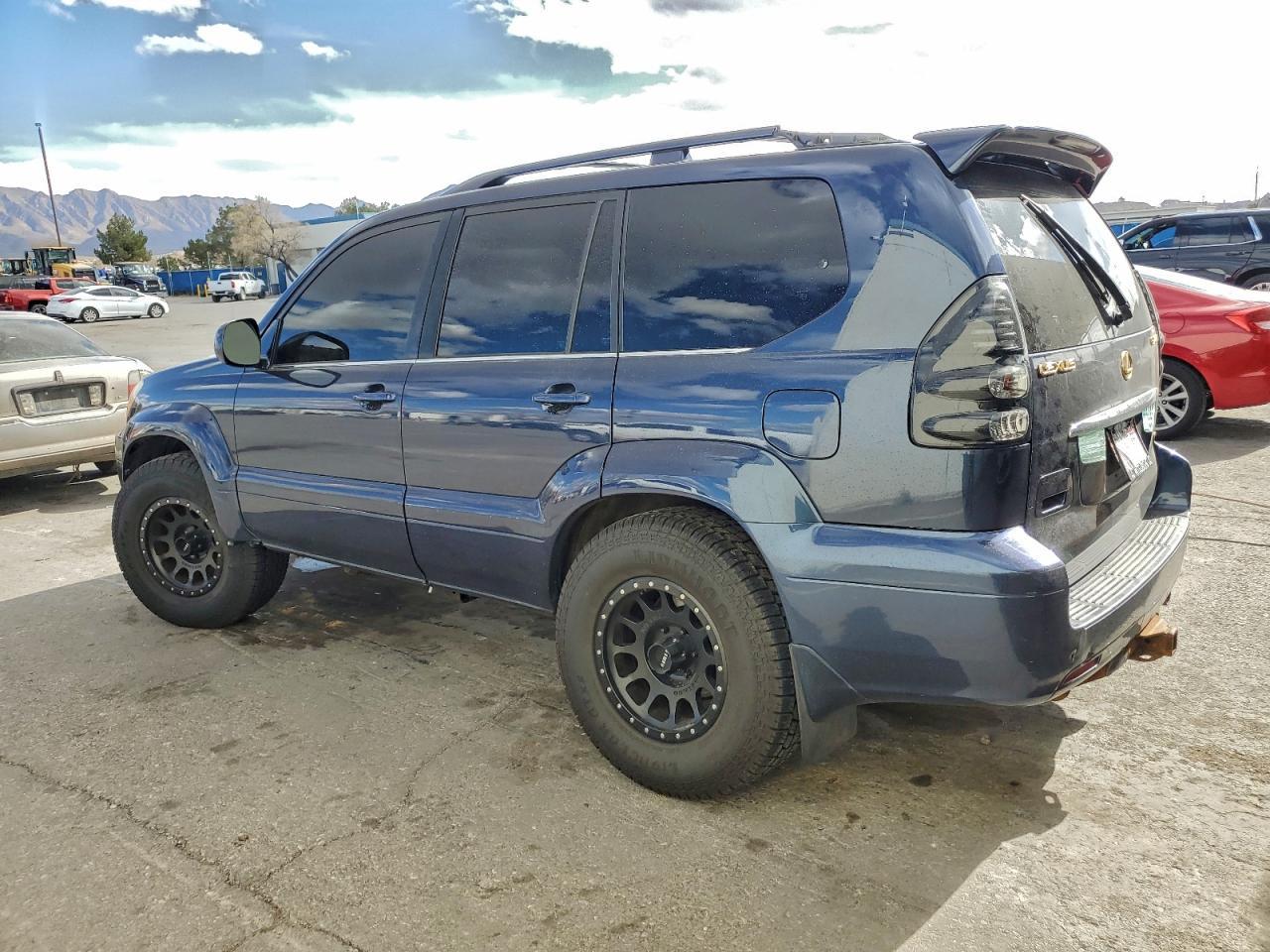 2004 Lexus Gx 470 - Image 2
