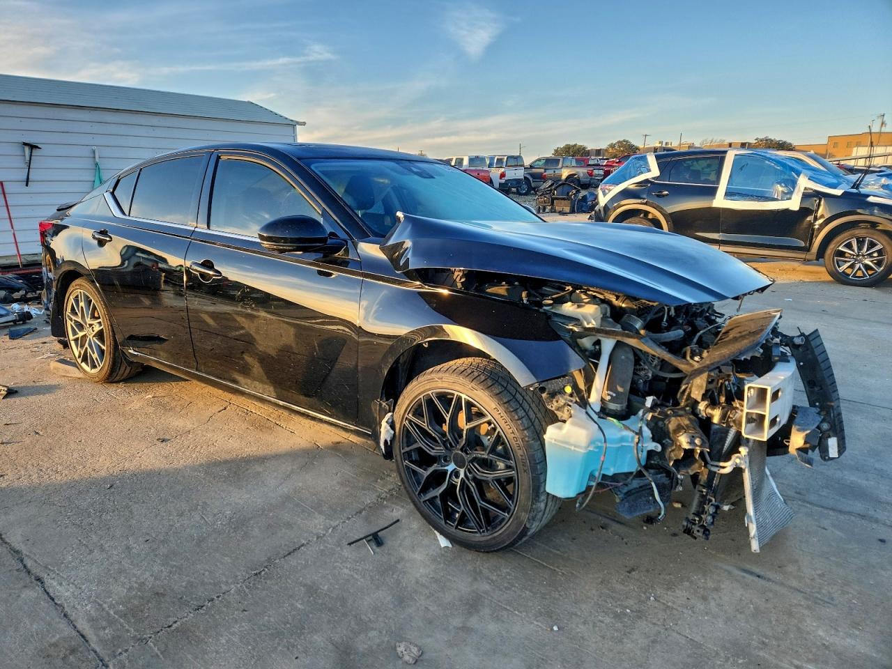 2023 Nissan Altima Sr - Фото 4