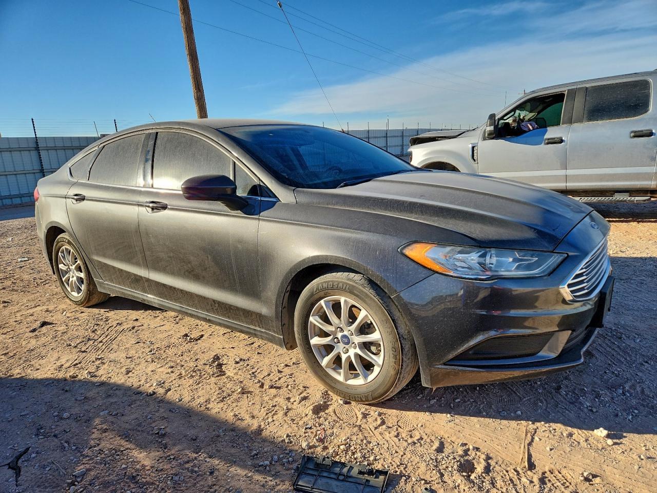 2018 Ford Fusion S - Фото 4