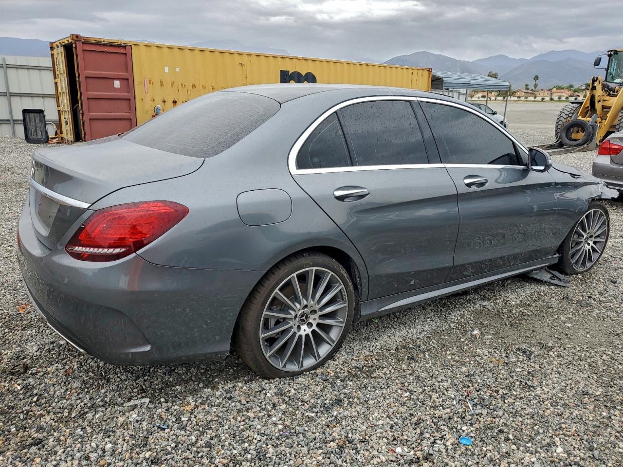 2019 Mercedes-Benz C 300 - Фото 3