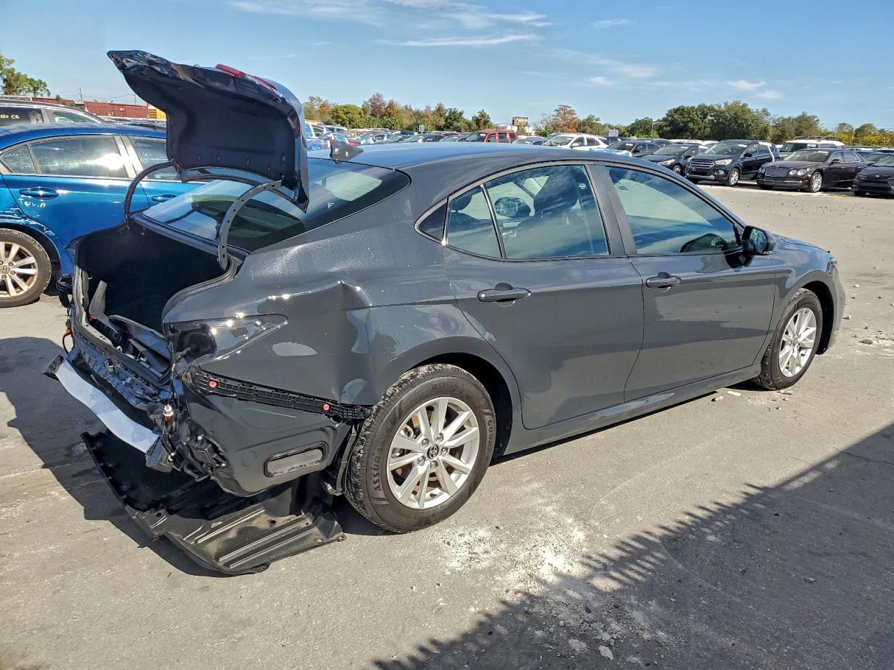2025 Toyota Camry Xse - Фото 3