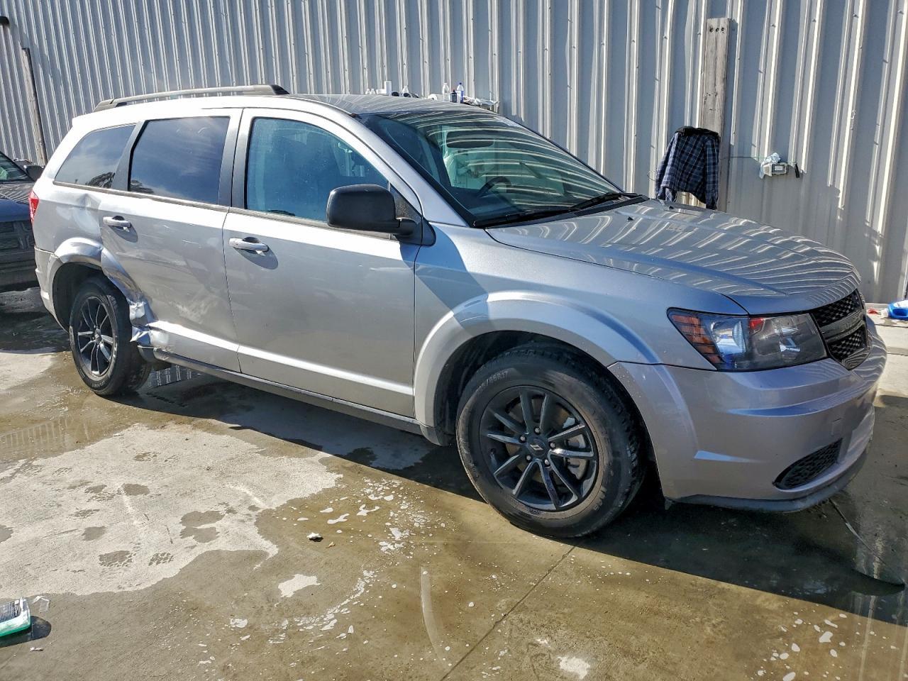 2020 Dodge Journey Se - Фото 4