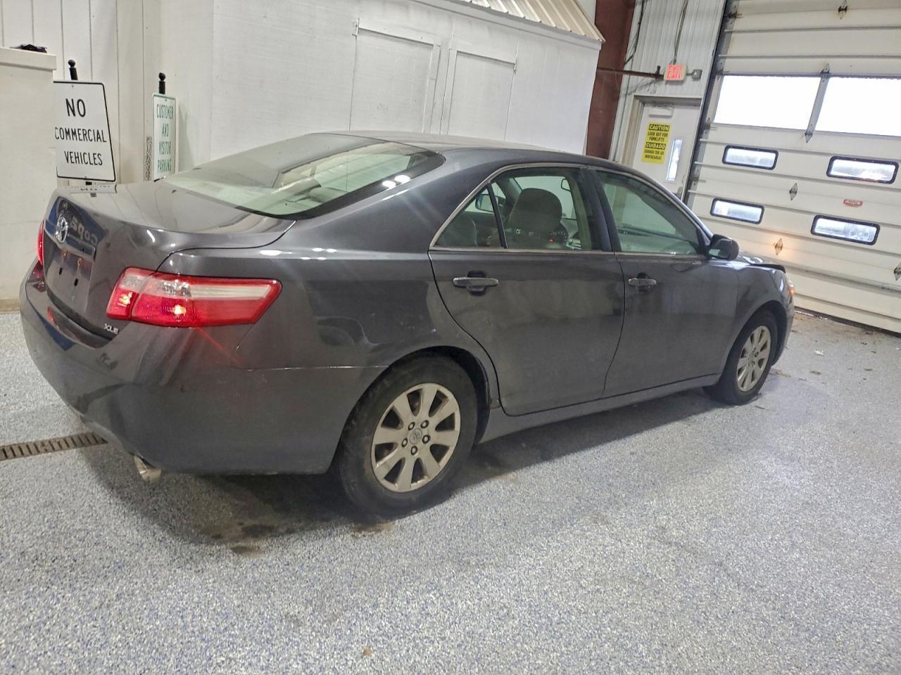 2007 Toyota Camry Le - Фото 3