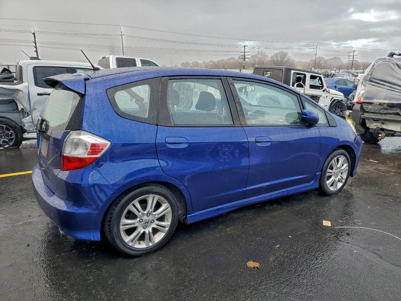 2010 Honda Fit - Image 3