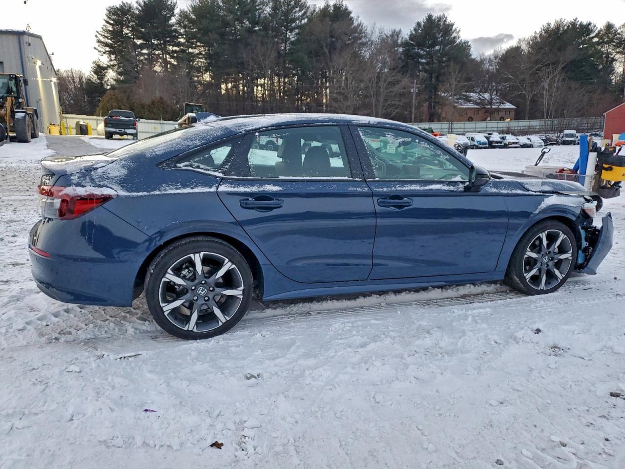 2025 Honda Civic Sport - Фото 3