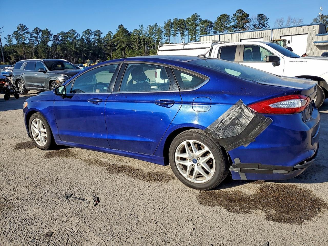 2016 Ford Fusion Se - Image 2
