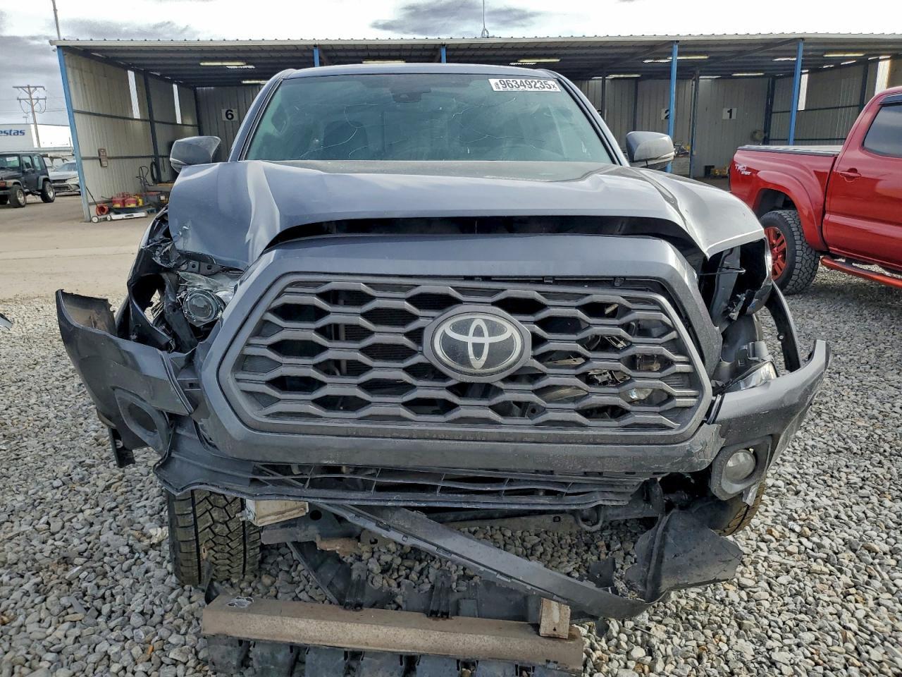 2021 Toyota Tacoma Double Cab - Фото 5