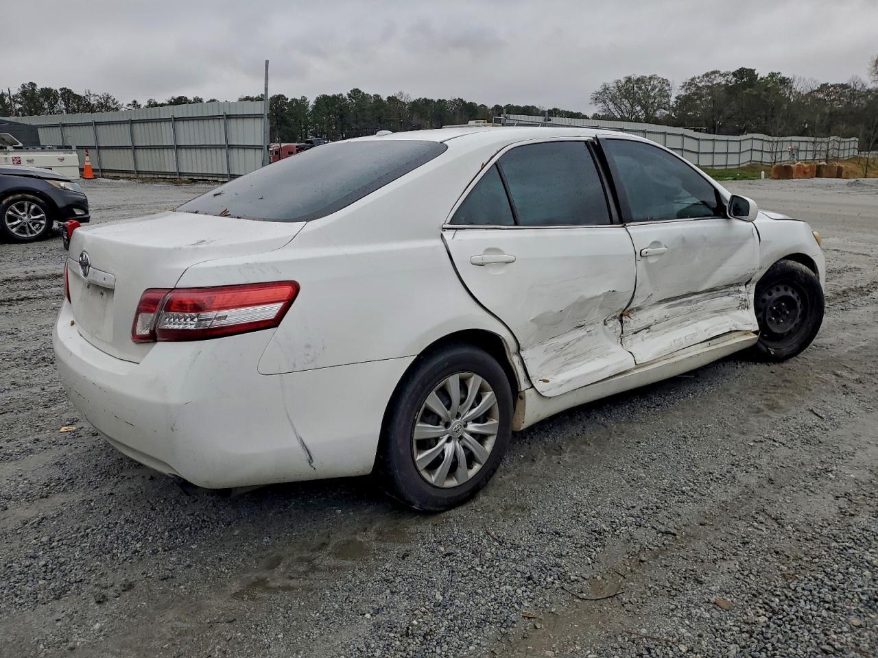 2011 Toyota Camry Base - Image 3