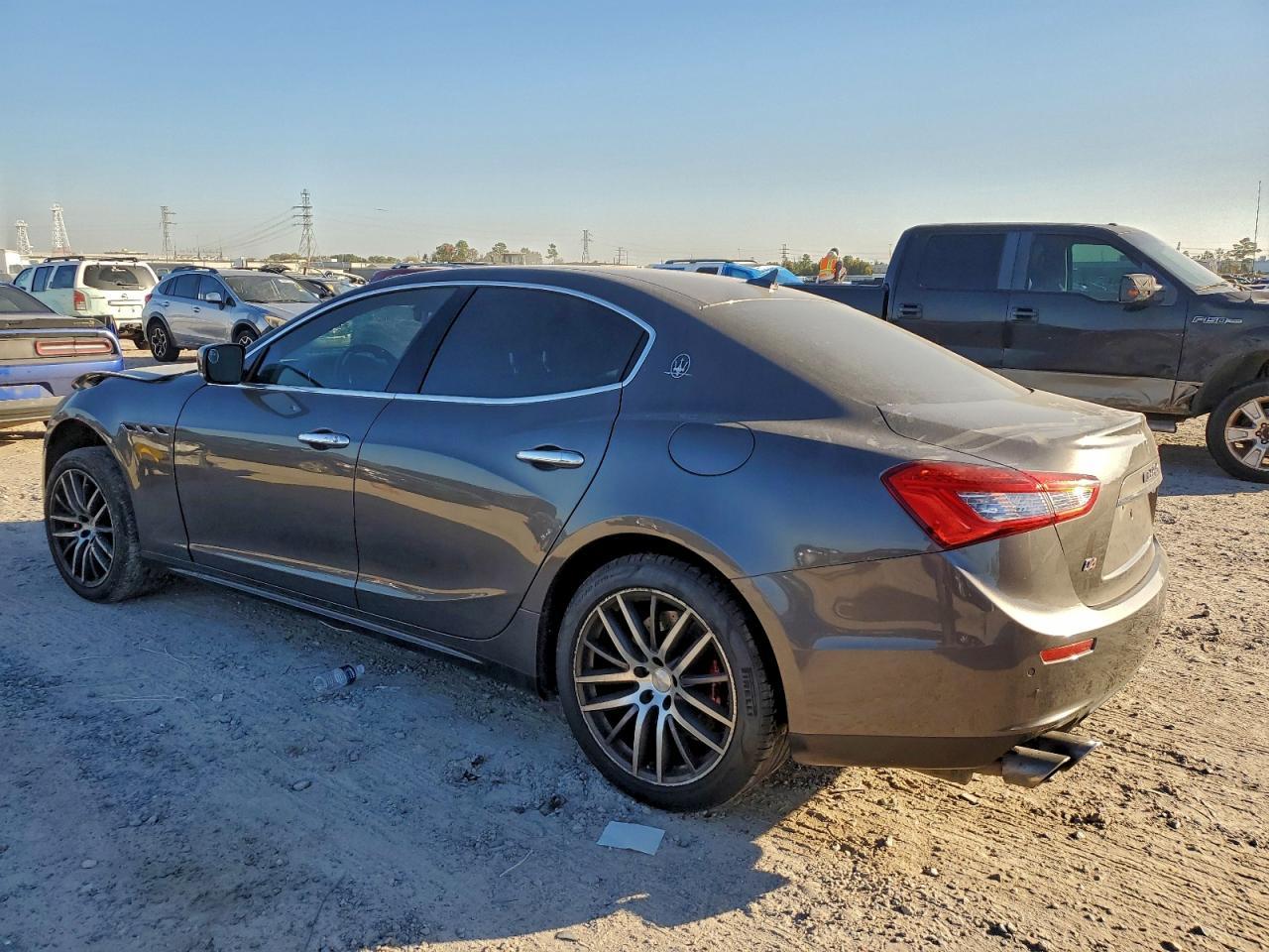 2014 Maserati Ghibli S - Image 2