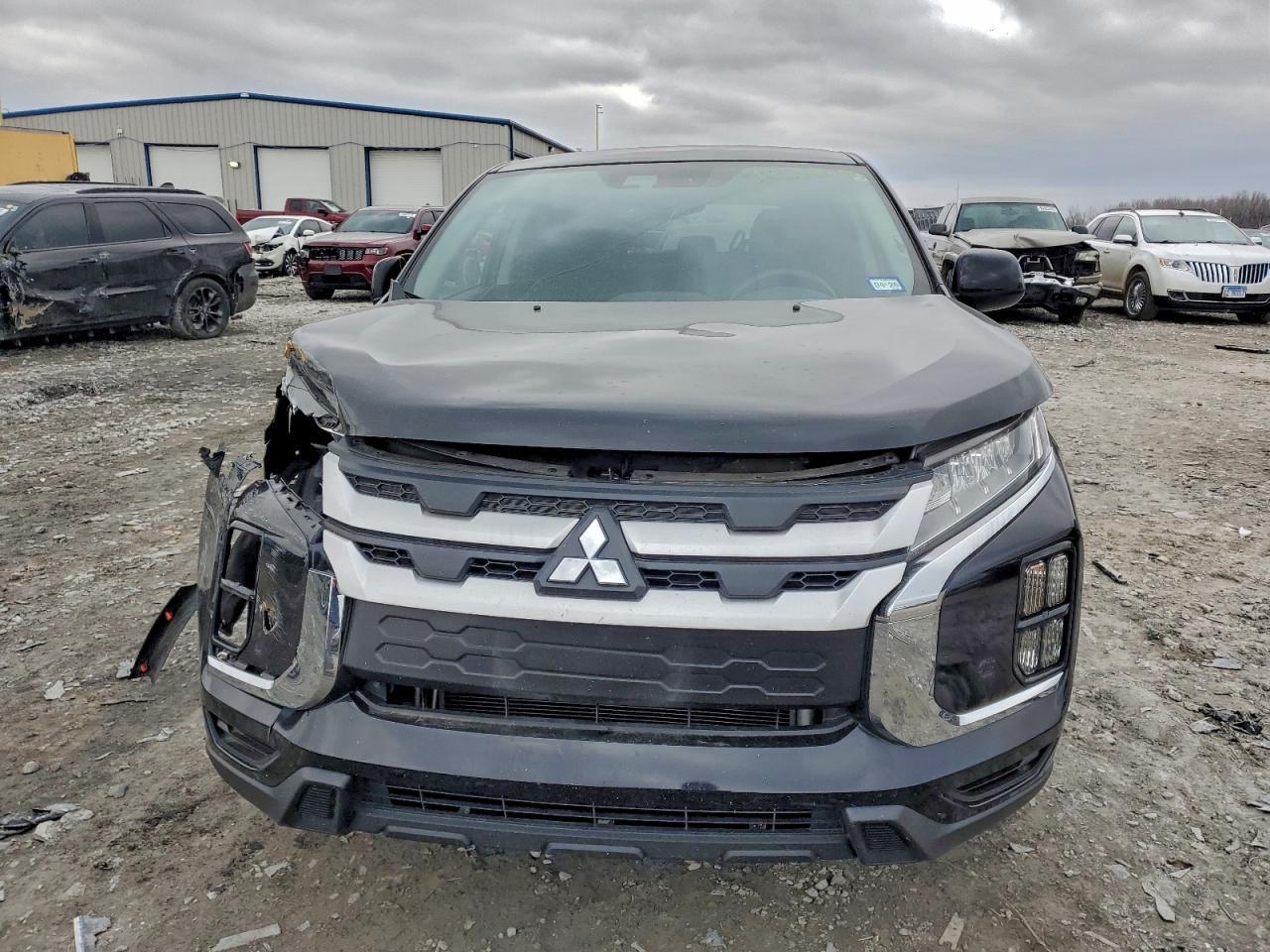 2022 Mitsubishi Outlander Sport Es - Image 5