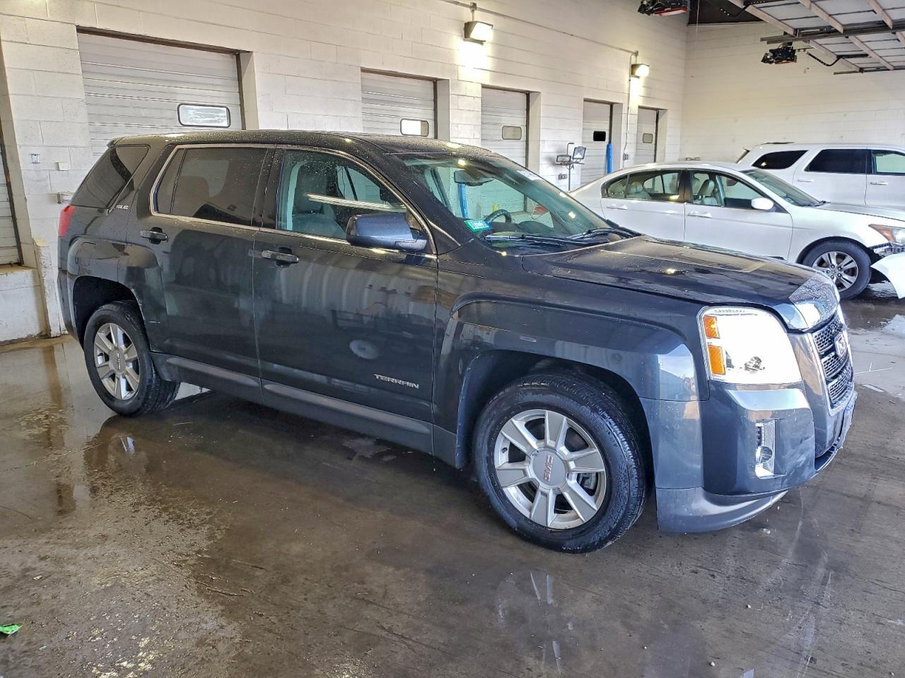 2013 GMC Terrain Sle - Image 4