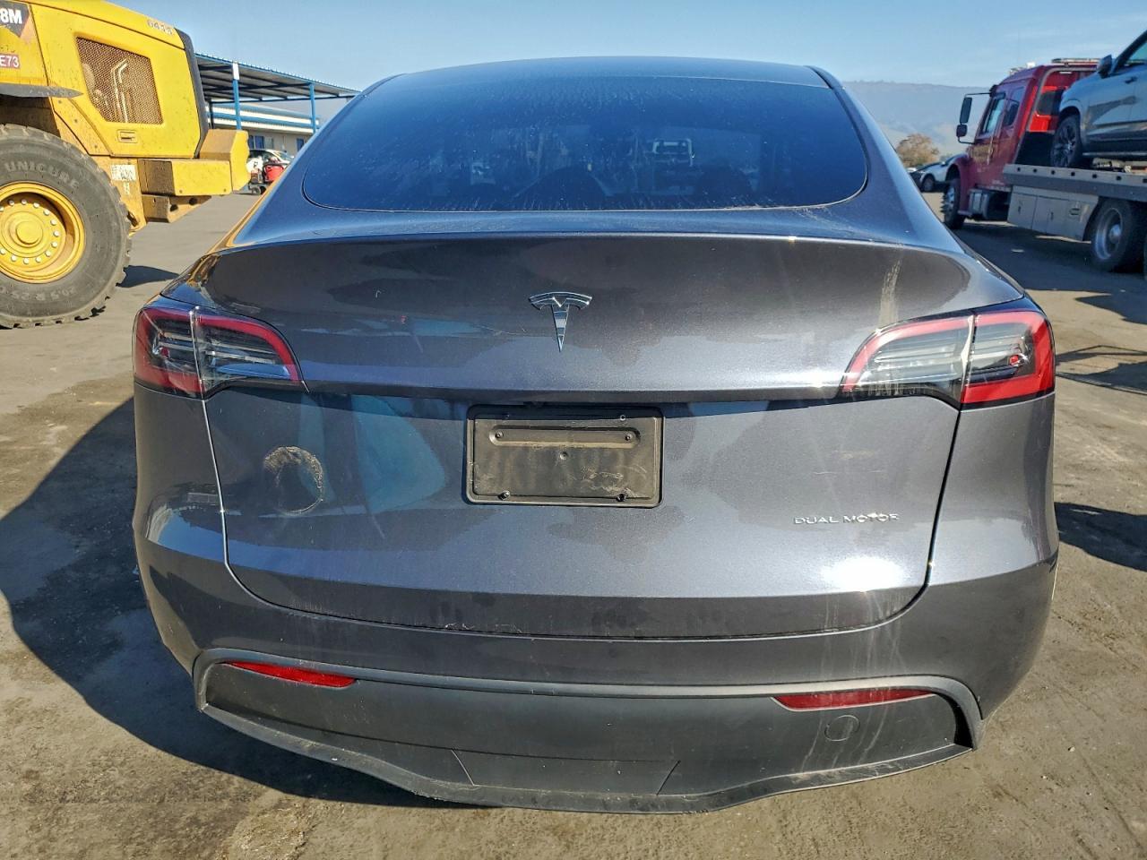 2023 Tesla Model Y - Image 6