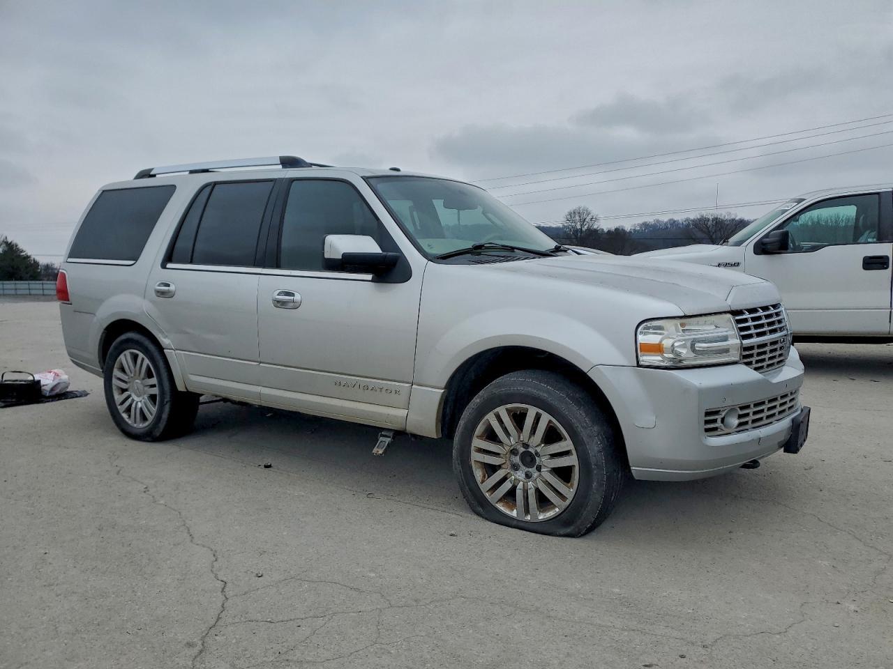 2010 Lincoln Navigator - Фото 4