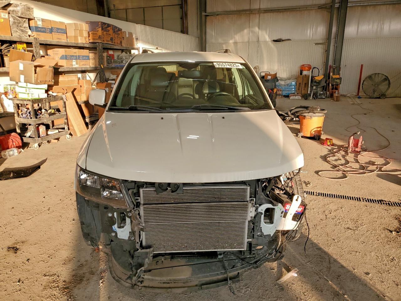 2017 Dodge Journey Crossroad - Фото 5