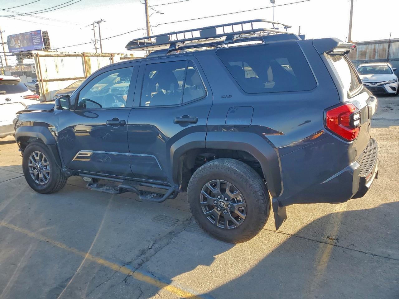 2025 Toyota 4Runner Sr5 - Фото 2