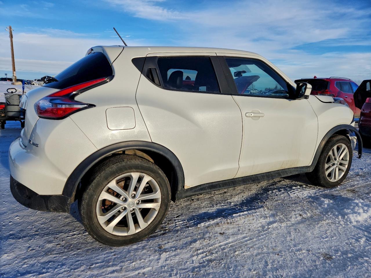 2016 Nissan Juke S - Image 3