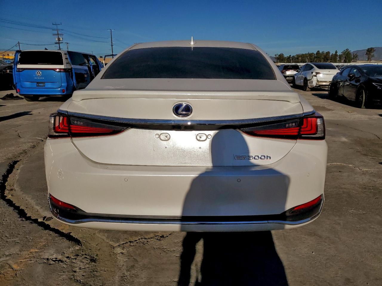 2021 Lexus Es 300H - Image 6