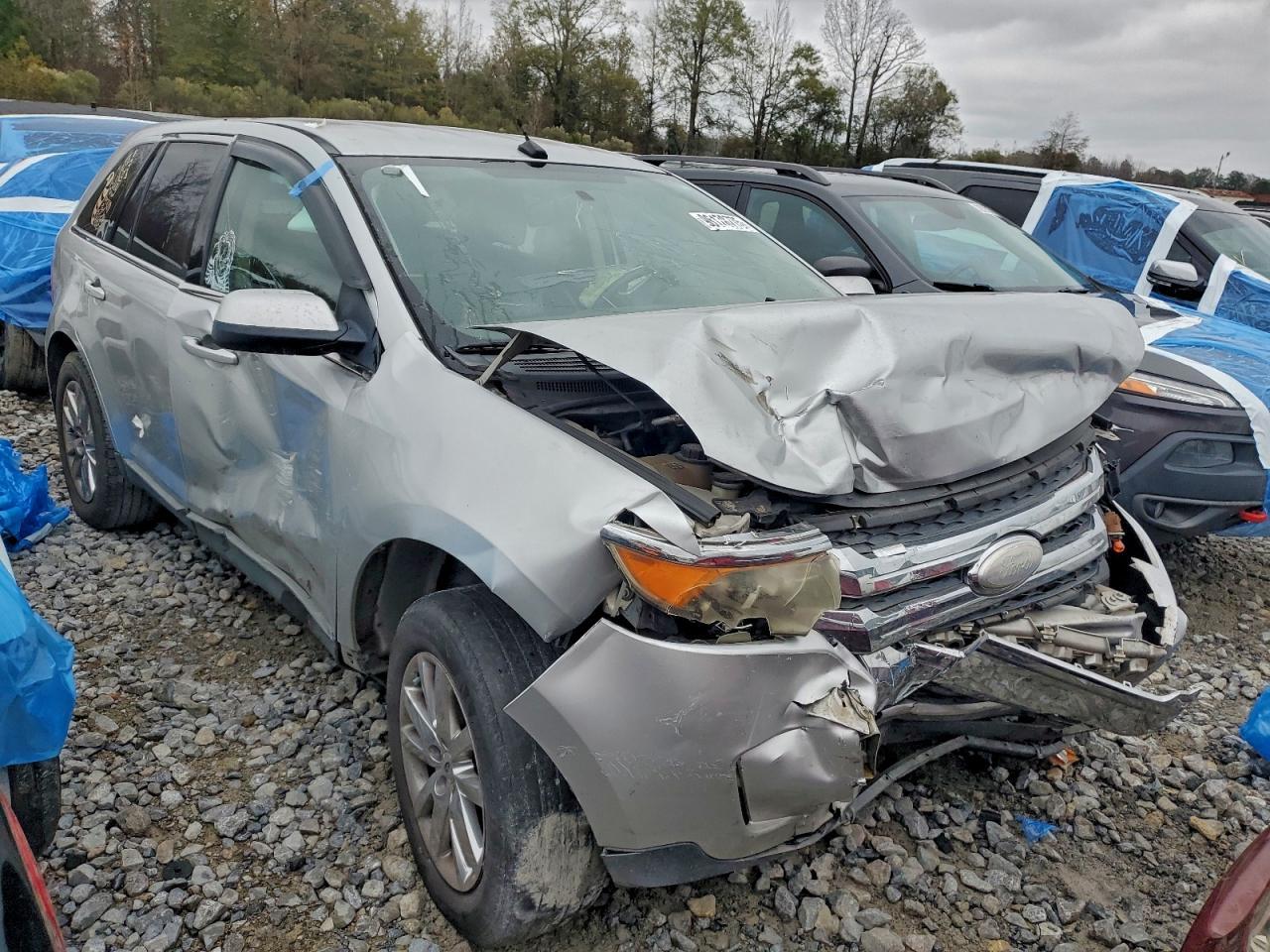 2012 Ford Edge Limited - Image 4