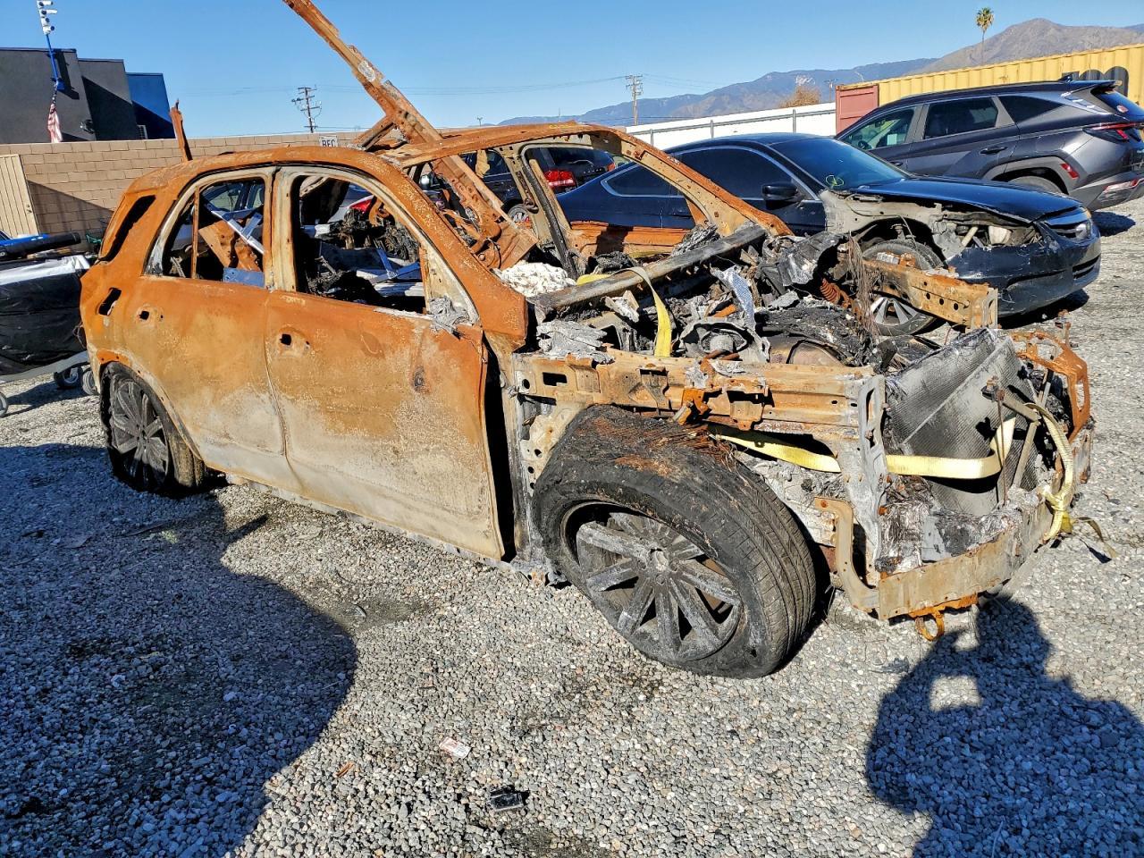 2025 Mercedes-Benz Gle 450E 4Matic - Фото 4