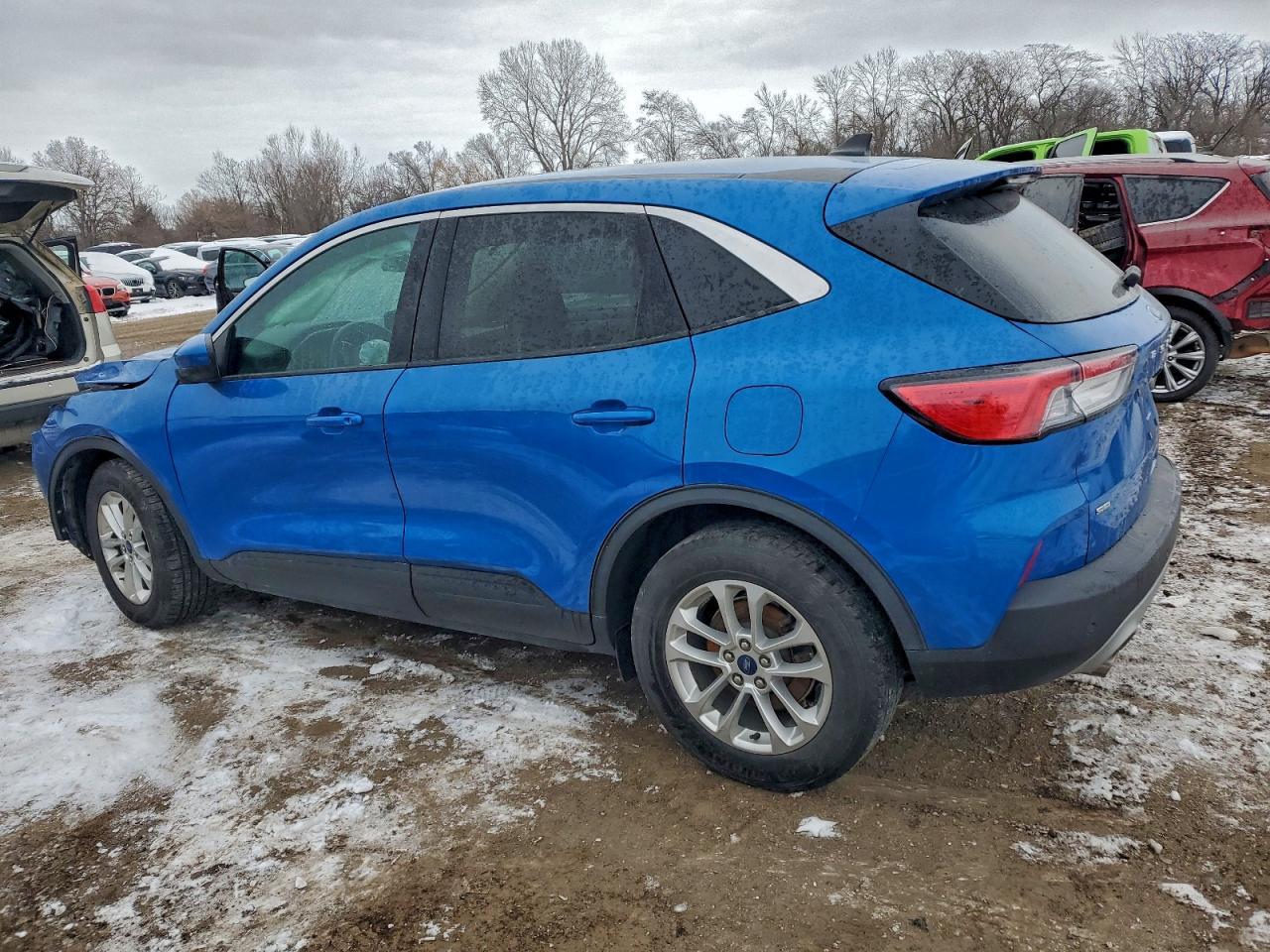 2020 Ford Escape Se - Фото 2