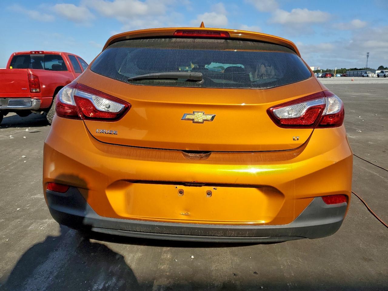 2017 Chevrolet Cruze Lt - Image 6