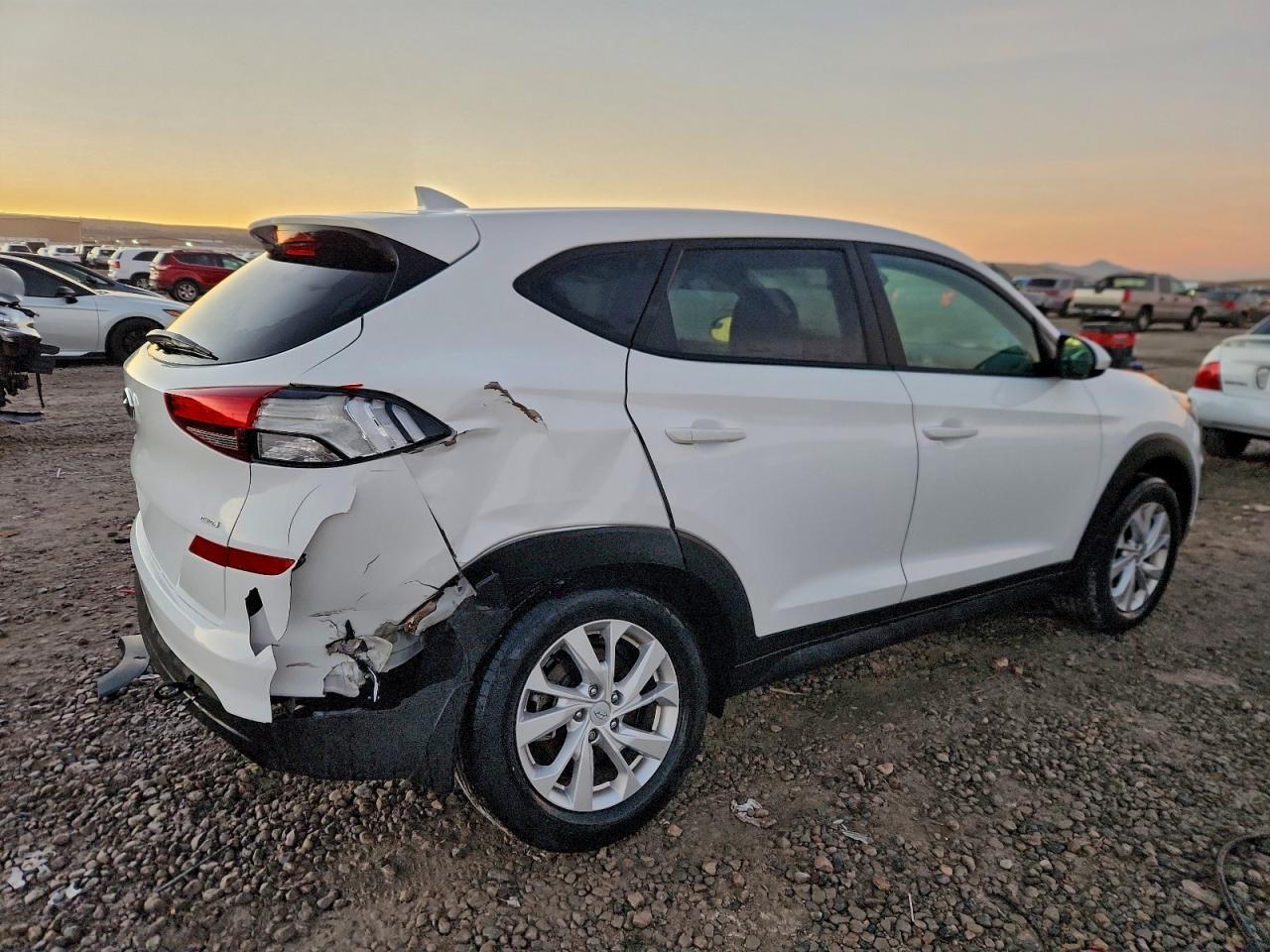 2020 Hyundai Tucson Se - Image 3