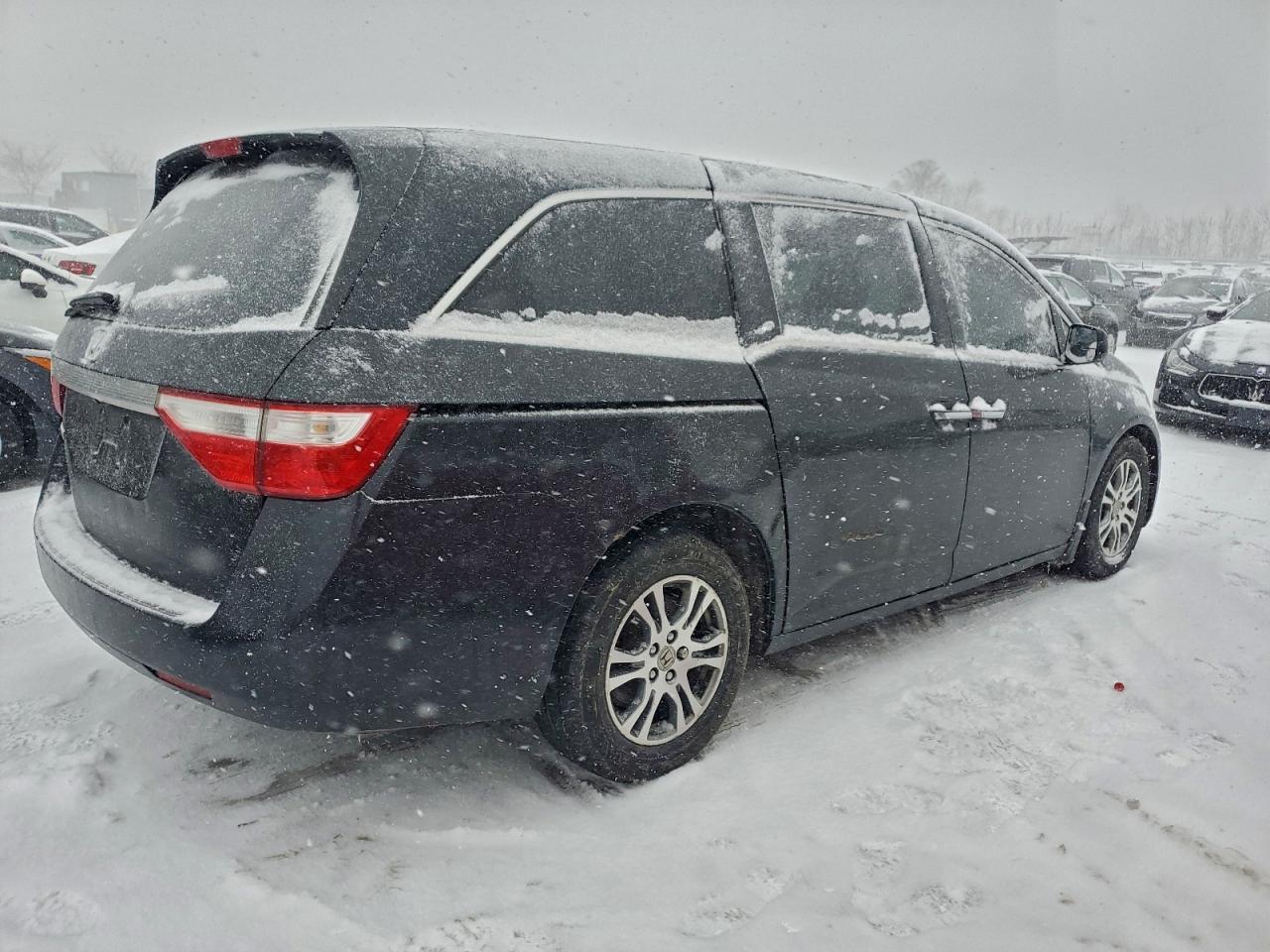 2012 Honda Odyssey Ex - Фото 3