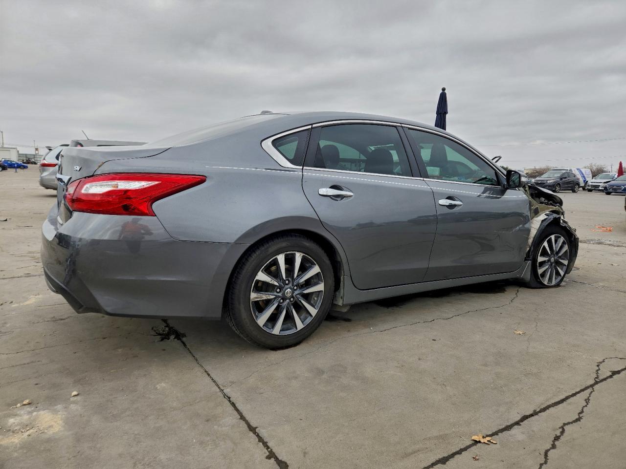 2017 Nissan Altima 2.5 Sv - Image 3