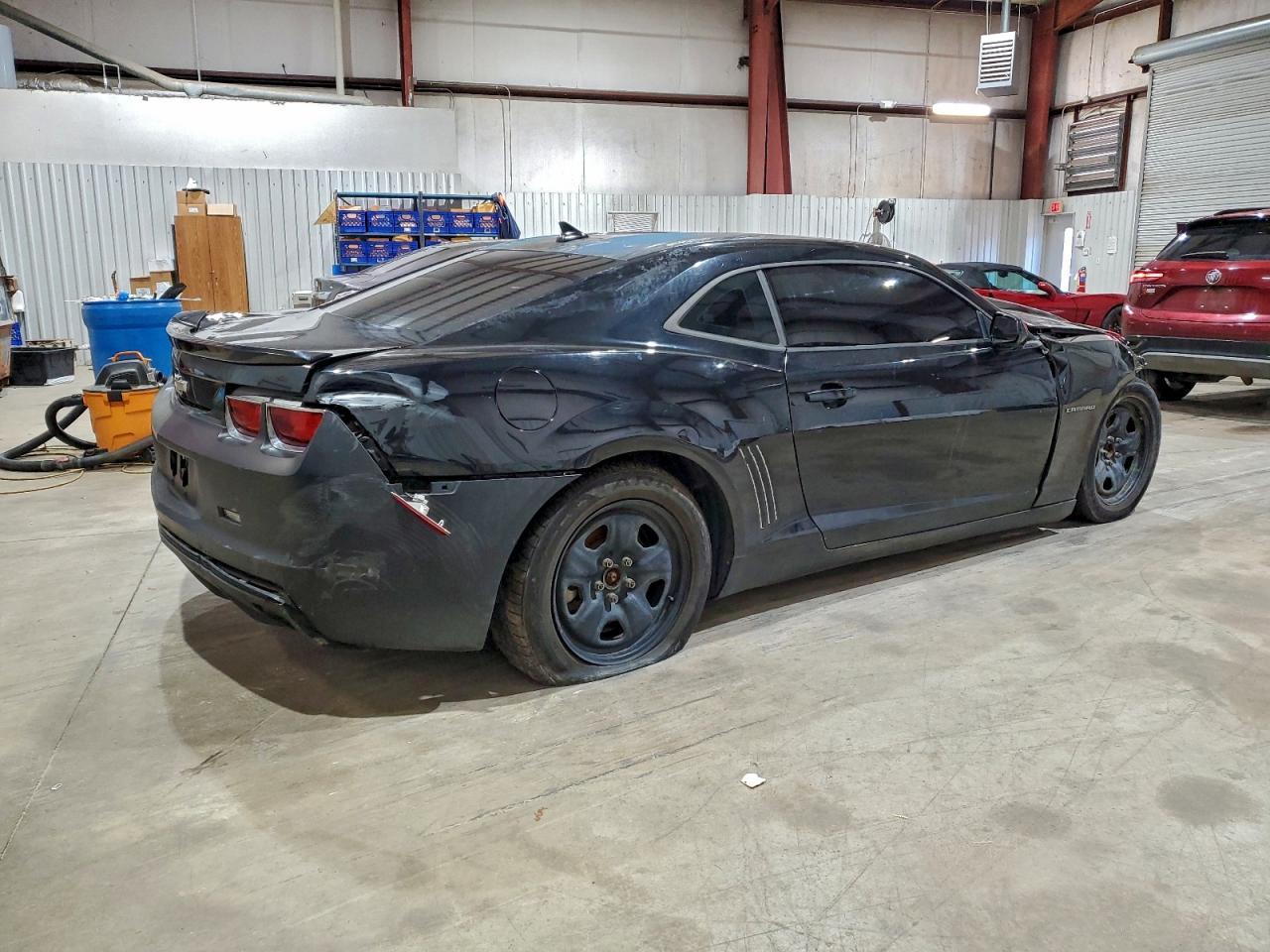 2012 Chevrolet Camaro Ls - Фото 3