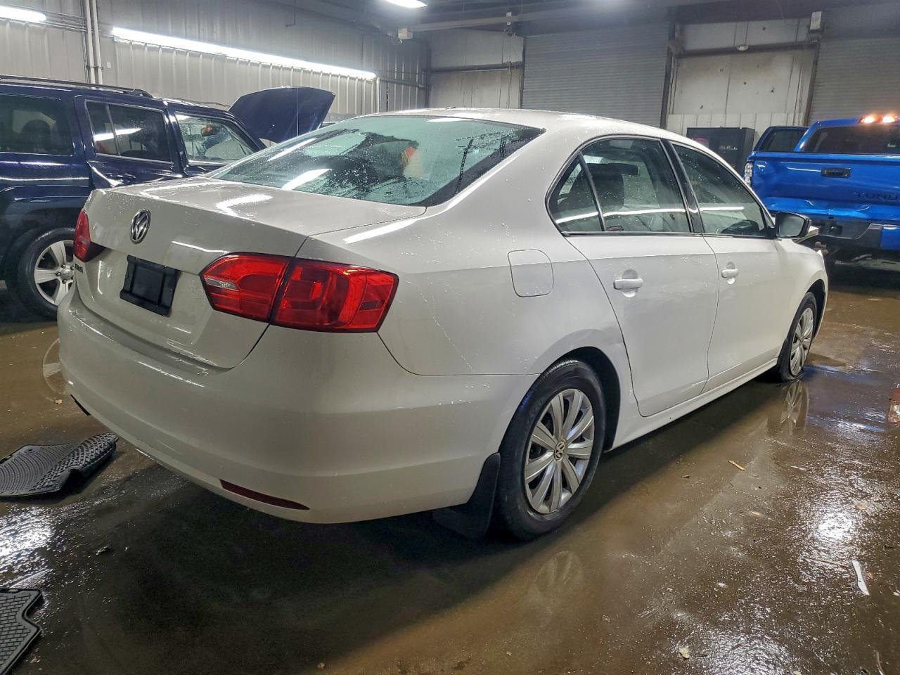 2014 Volkswagen Jetta Base - Фото 3