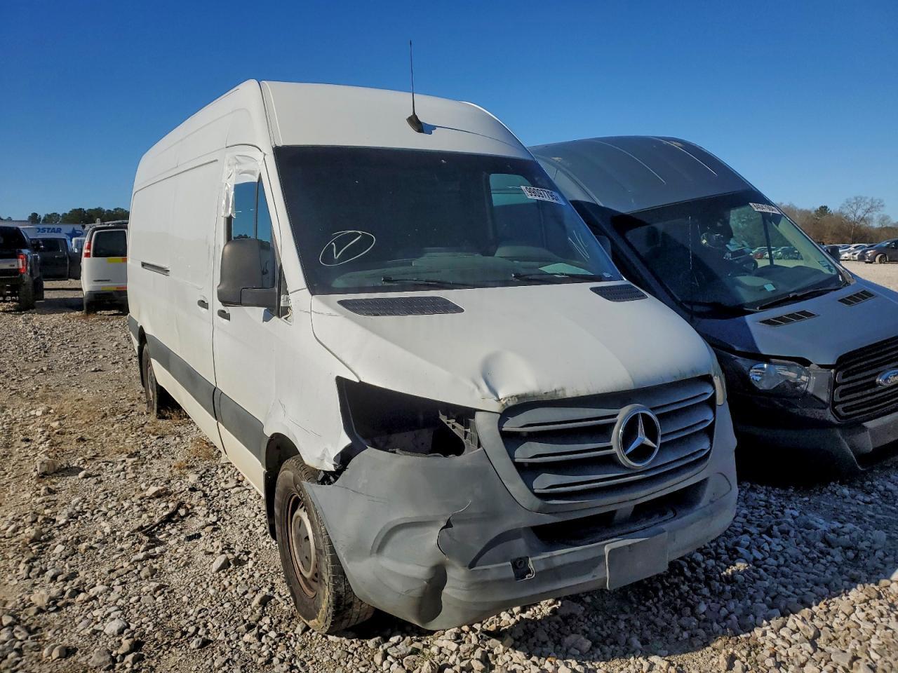2021 Mercedes-Benz Sprinter 2500 - Фото 4