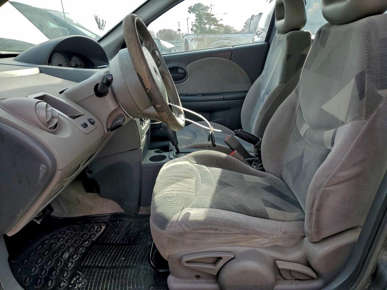 2003 Saturn Ion Level 3 - Image 7