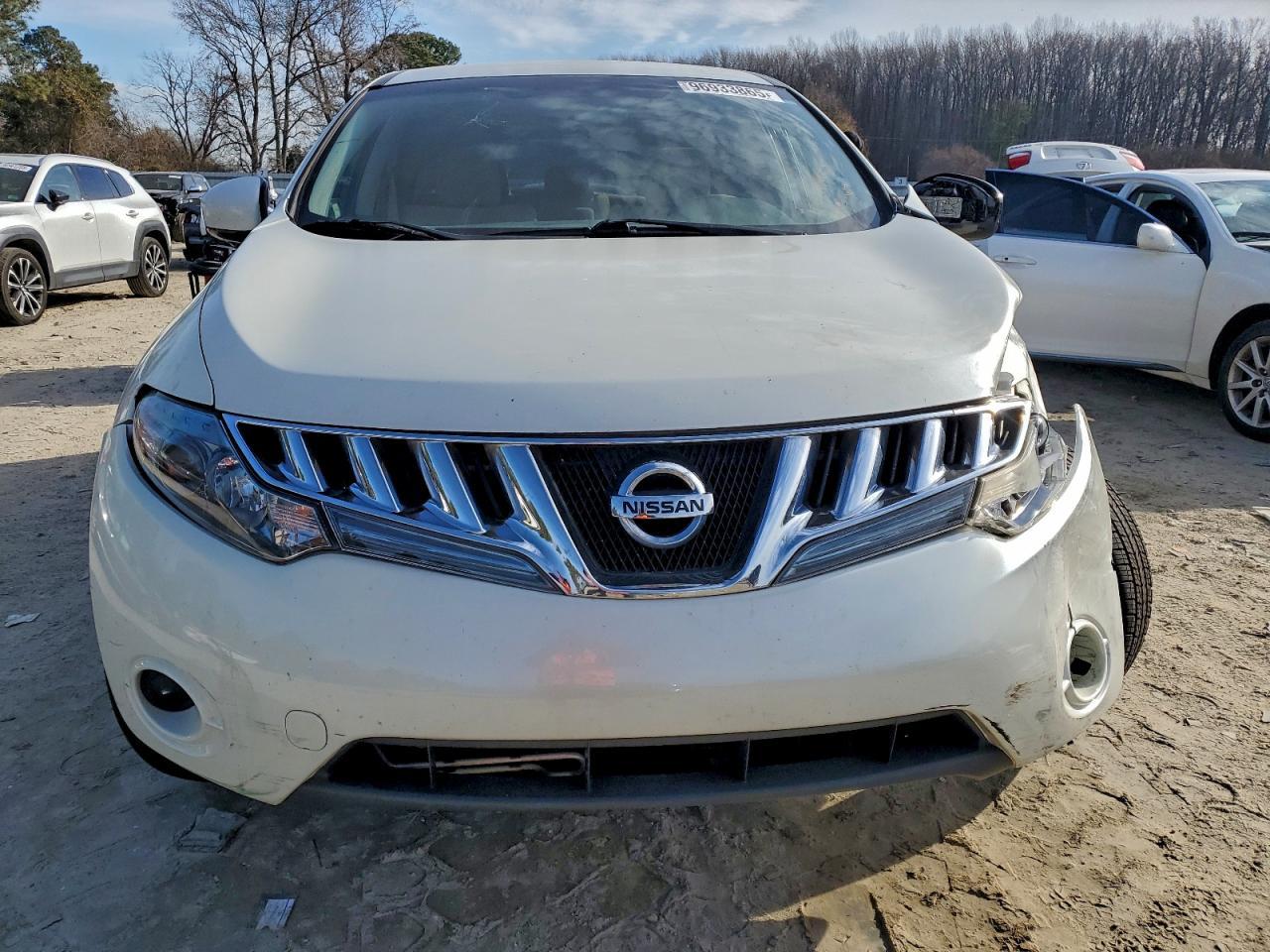 2010 Nissan Murano S - Фото 5