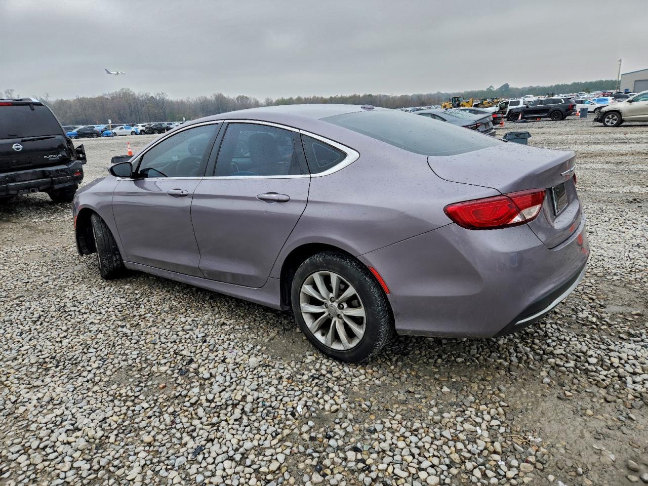 2015 Chrysler 200 C - Image 2