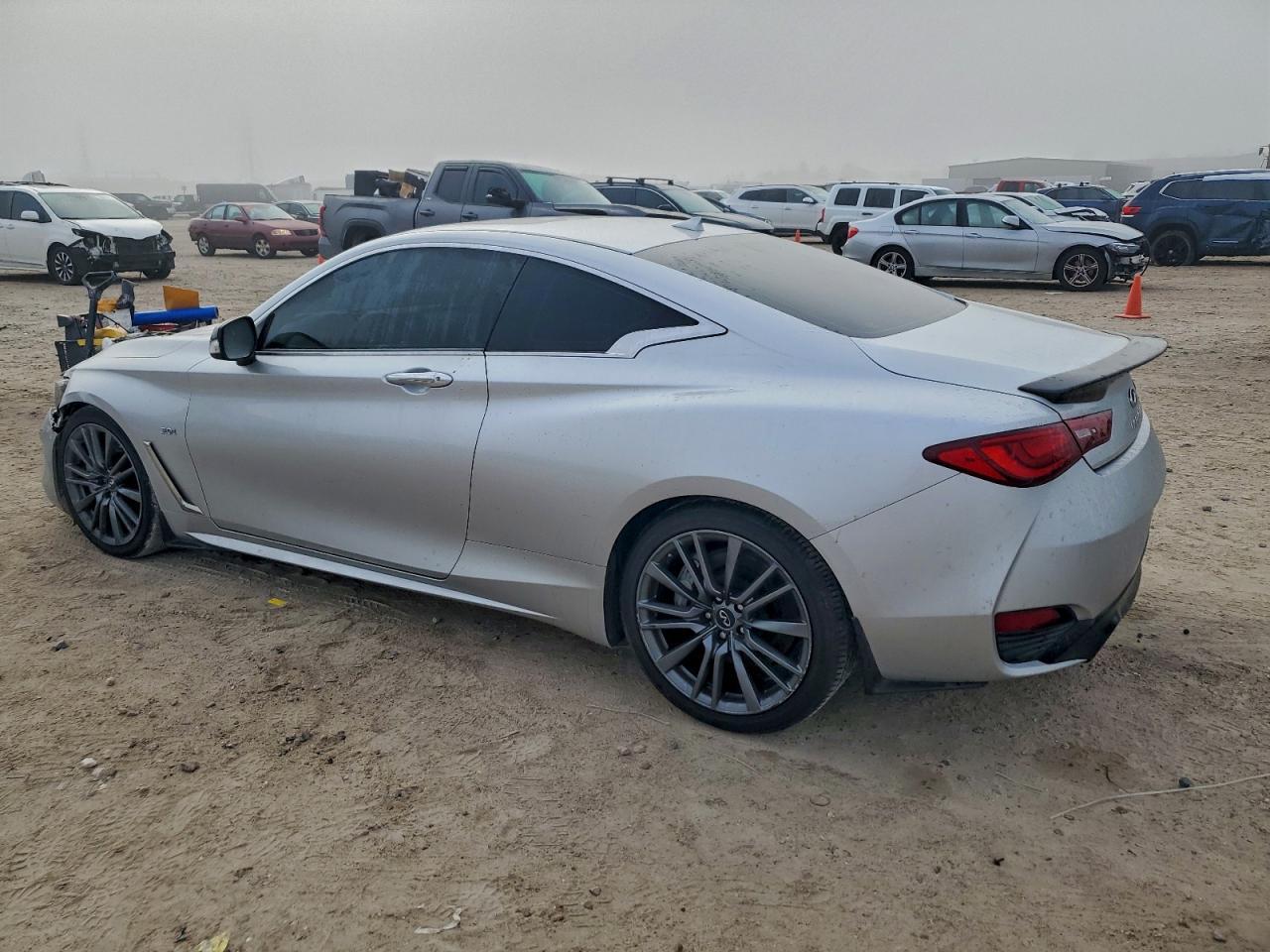 2017 Infiniti Q60 Premium - Фото 2