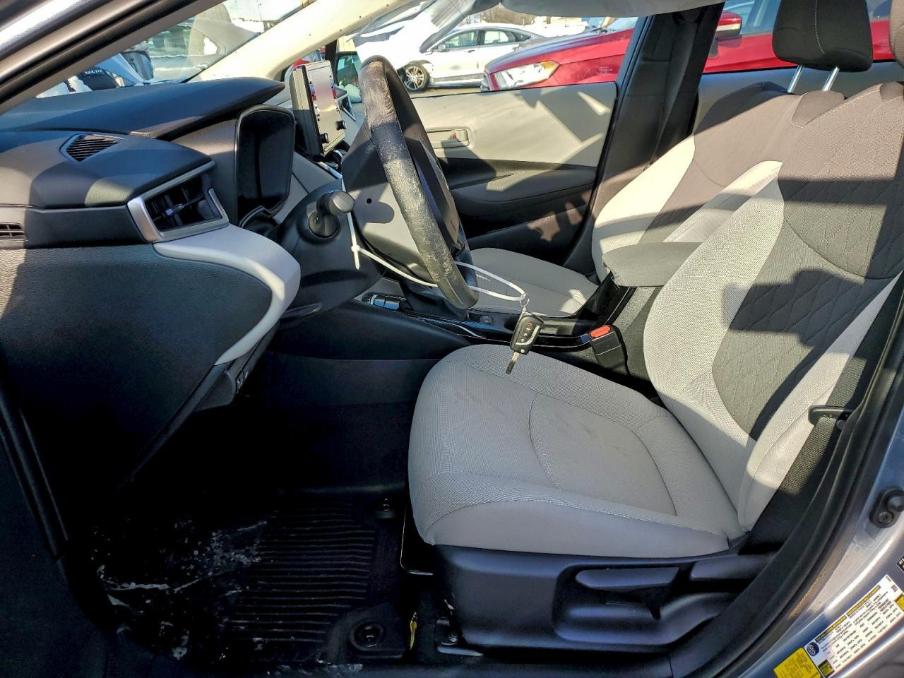 2022 Toyota Corolla Le - Image 7