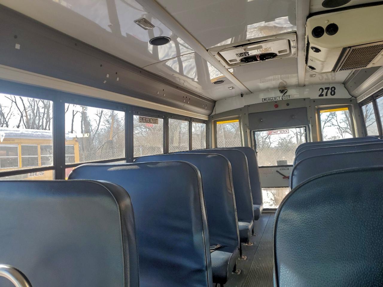 2013 Chevrolet Express School Bus - Image 6