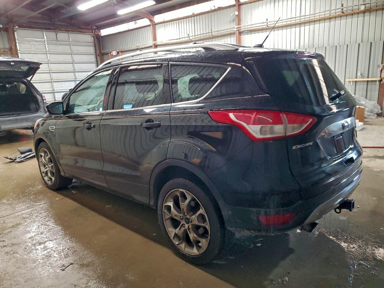 2014 Ford Escape Titanium - Фото 2