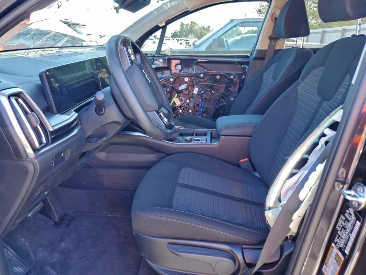2026 Kia Sorento Lx - Image 7