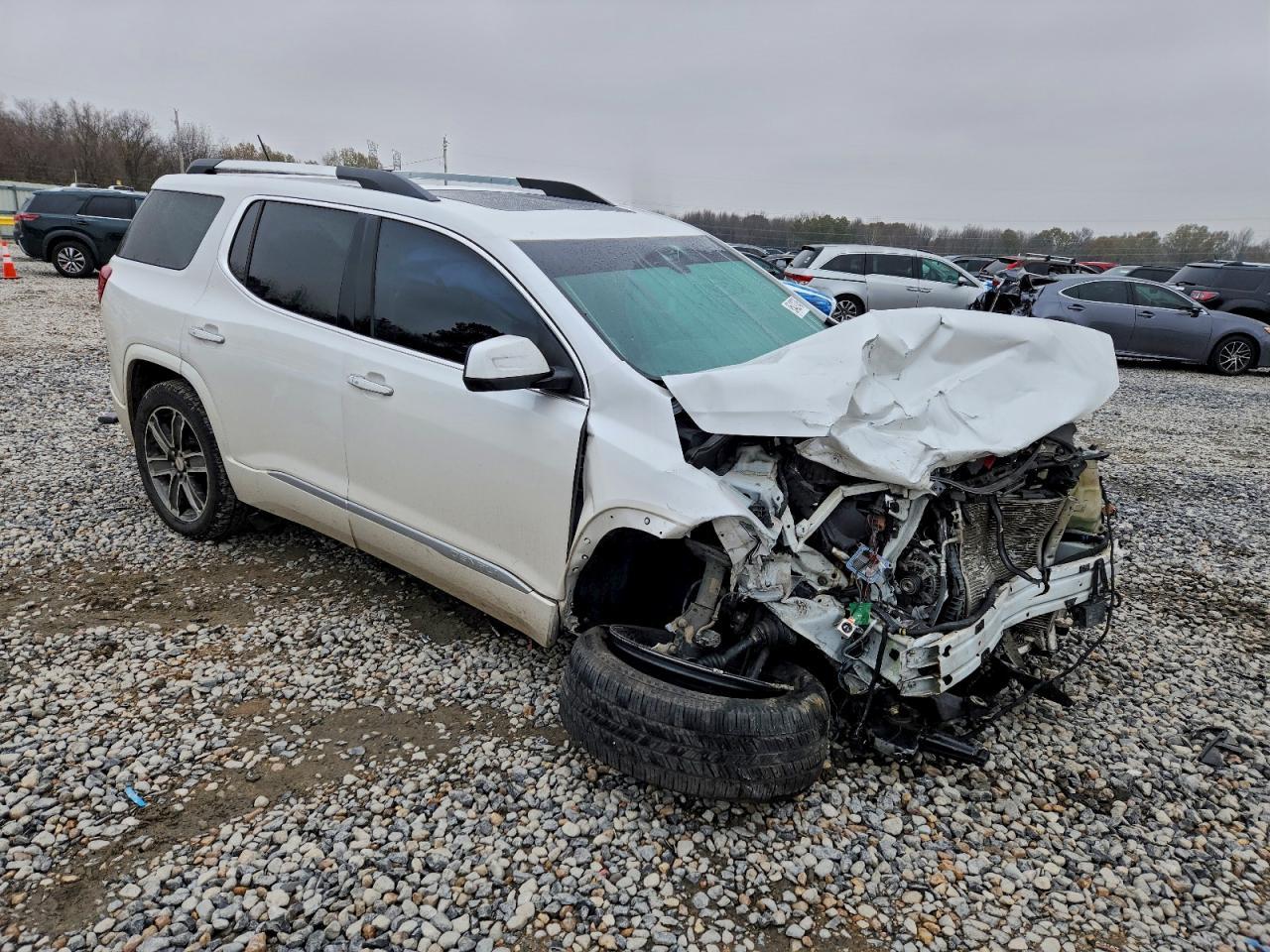 2017 GMC Acadia Denali - Фото 4